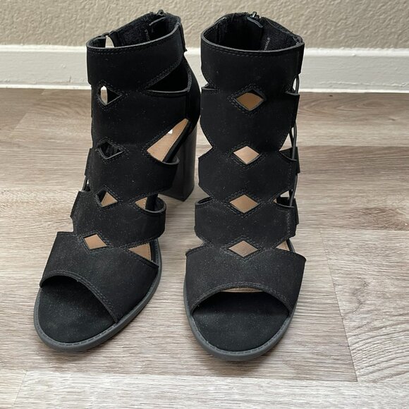 Gladiator Sandal Heels 8.5 - Picture 9 of 10